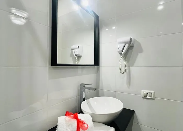 Rome Holiday Guesthouse Gasthof