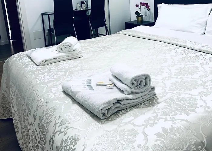 Rome Holiday Guesthouse Gasthof
